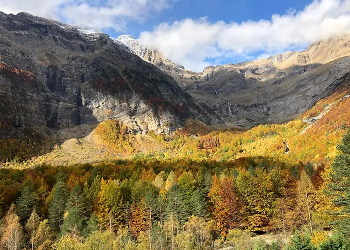 Pensión Pirineos Meliz Bielsa